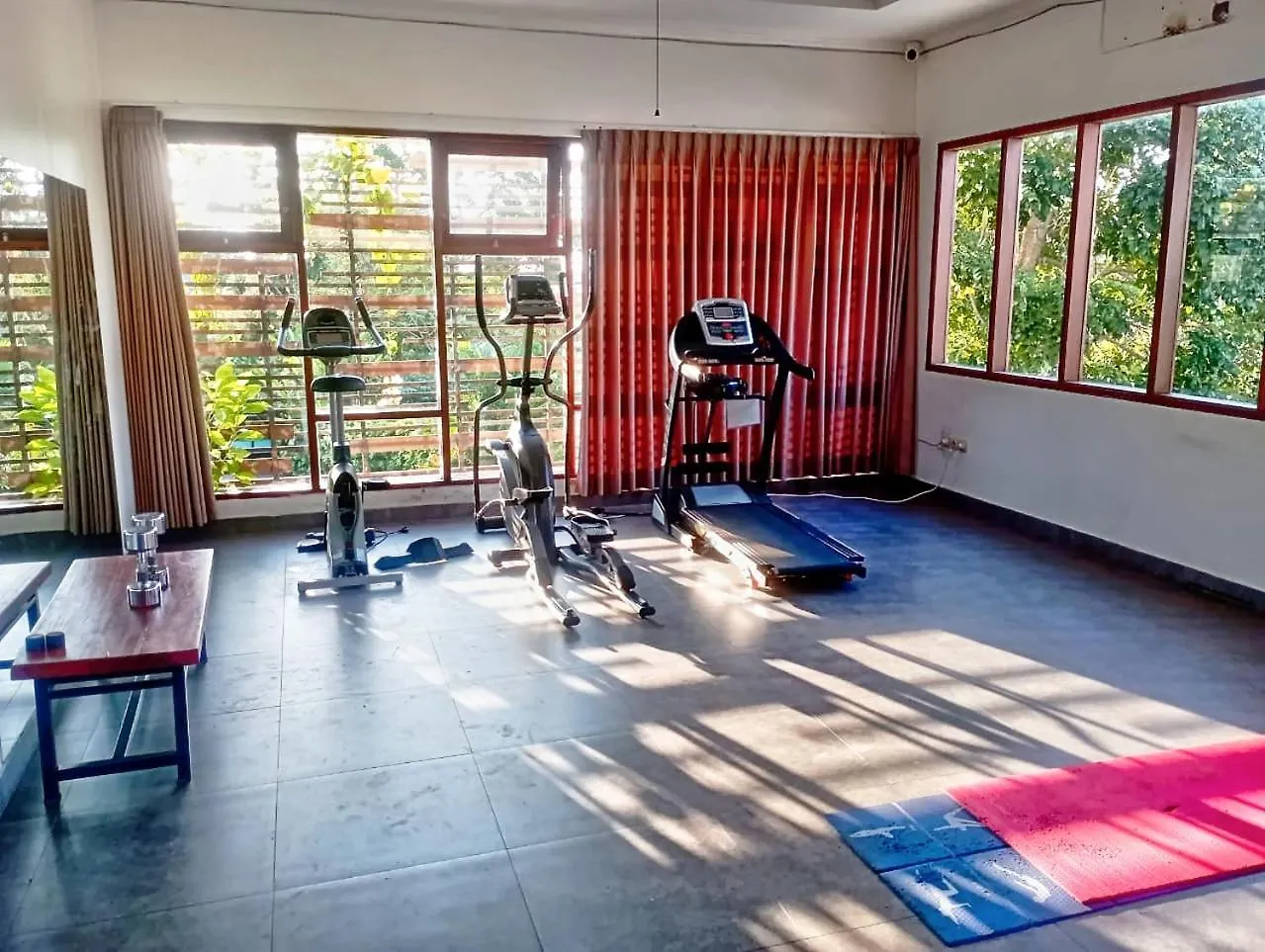 3 Bd Pvt House With Big Common Pool And Gym Villa Nusa Dua  Indonesia