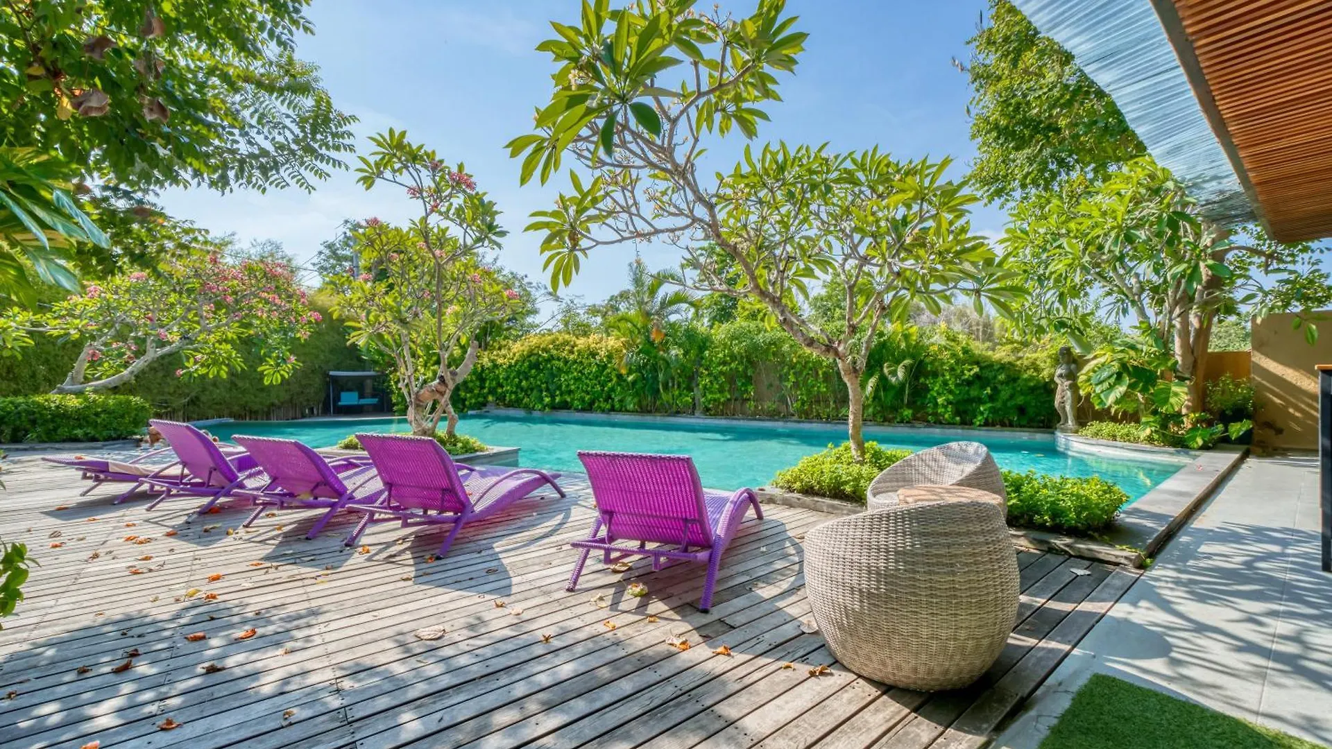 Holiday home 3 Bd Pvt House With Big Common Pool And Gym Villa Nusa Dua