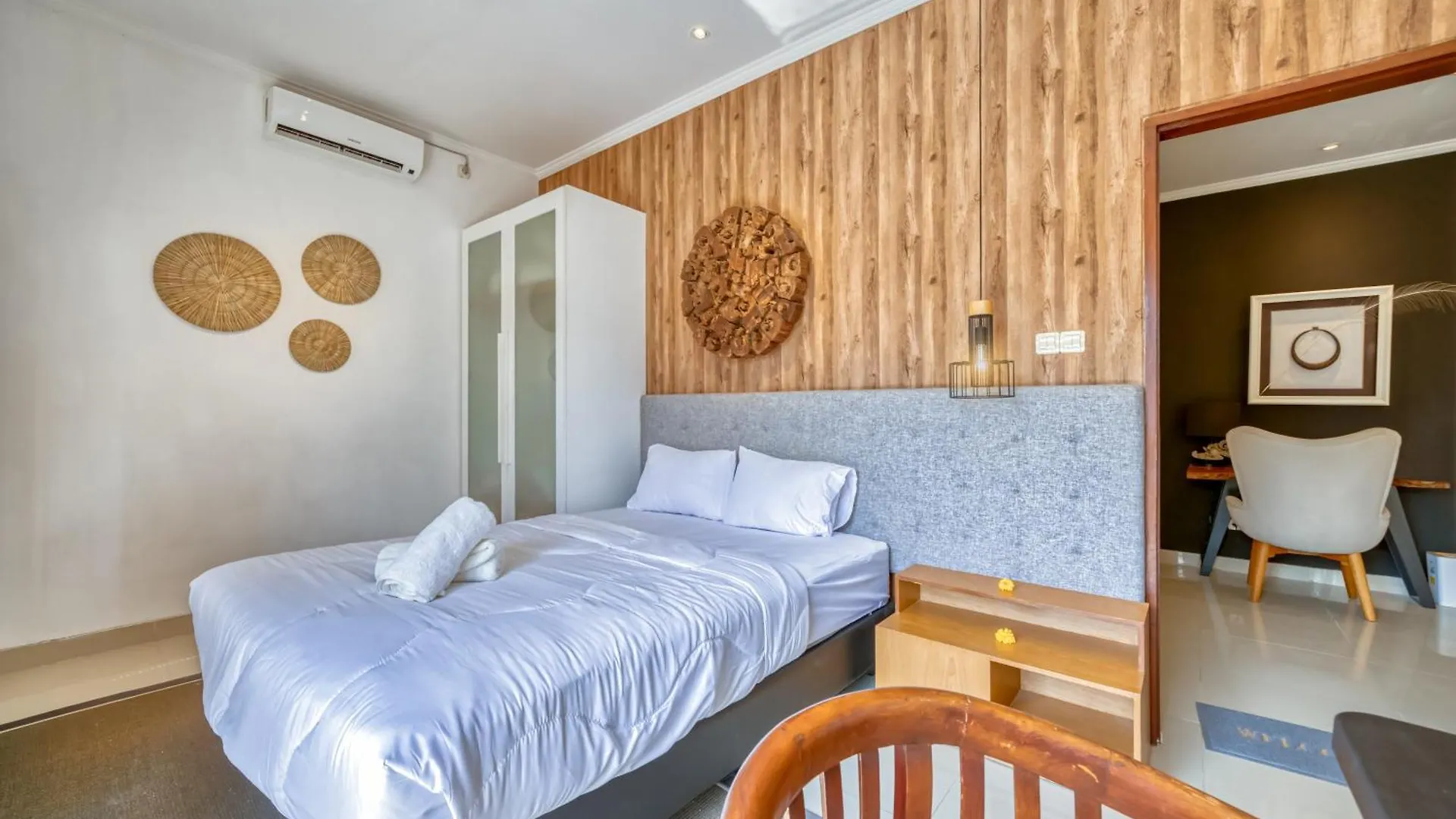 Holiday home 3 Bd Pvt House With Big Common Pool And Gym Villa Nusa Dua  Indonesia